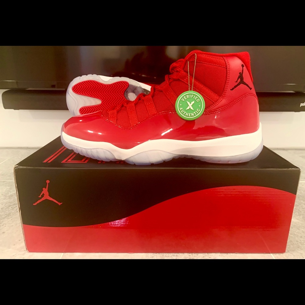 Air Jordan Retro “Win Like 96” size 11. Deadstock